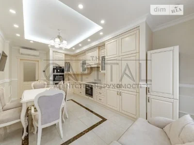 Sale of 3-room apartment 125 sq. m. on Andriy Verkhoglyada St. 17 •