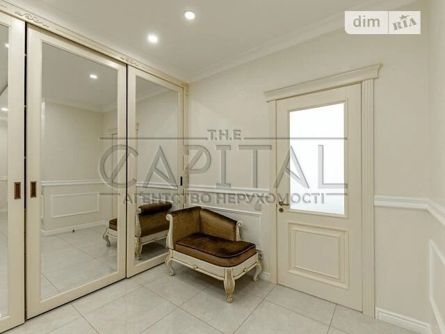 Sale of 3-room apartment 125 sq. m. on Andriy Verkhoglyada St. 17 •