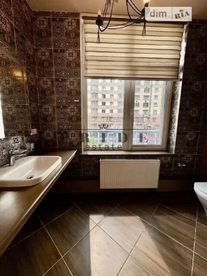 Sale of 2-room apartment 122 sq. m. on Andriy Verkhoglyada St. 16B •
