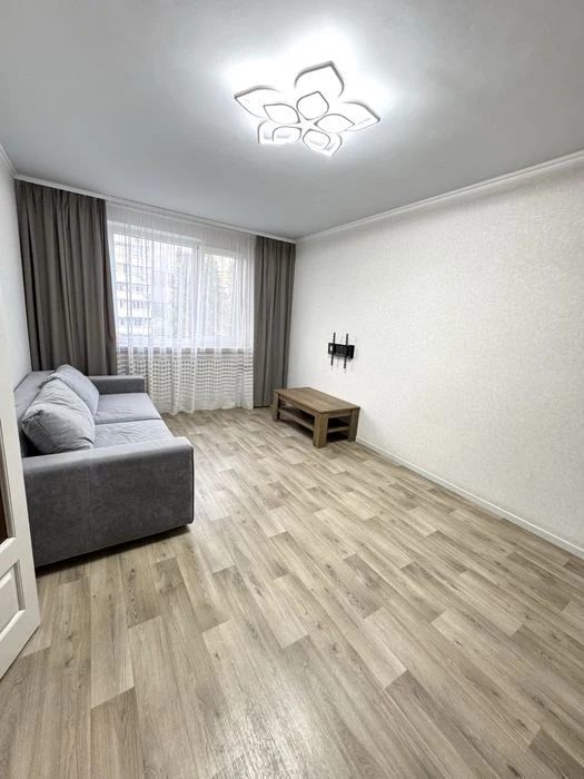 For sale 3-room apartment Saltovka, North Saltovka Se