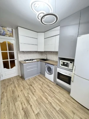 For sale 3-room apartment Saltovka, North Saltovka Se