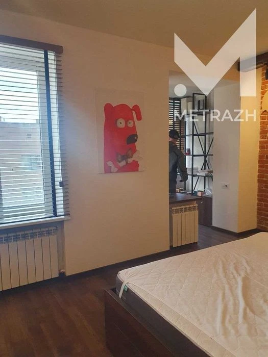 I will sell a spacious 1-room apartment of 55m2, Stalinka, Alchevskikh St.,