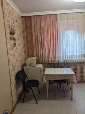 Kharkiv. I will sell a wonderful three-room apartment.