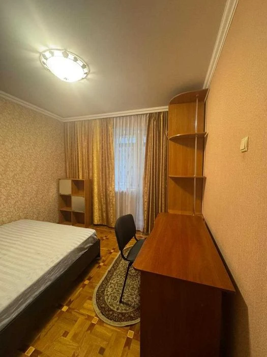 Kharkiv. I will sell a wonderful three-room apartment.