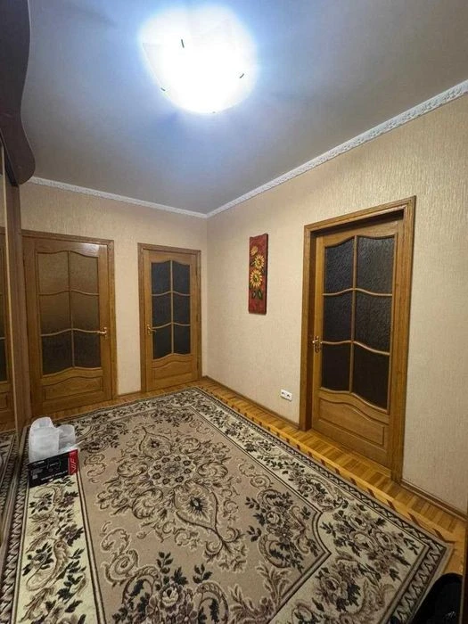 Kharkiv. I will sell a wonderful three-room apartment.
