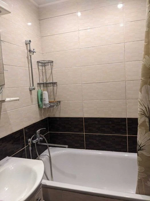Kharkiv. I will sell a wonderful three-room apartment.