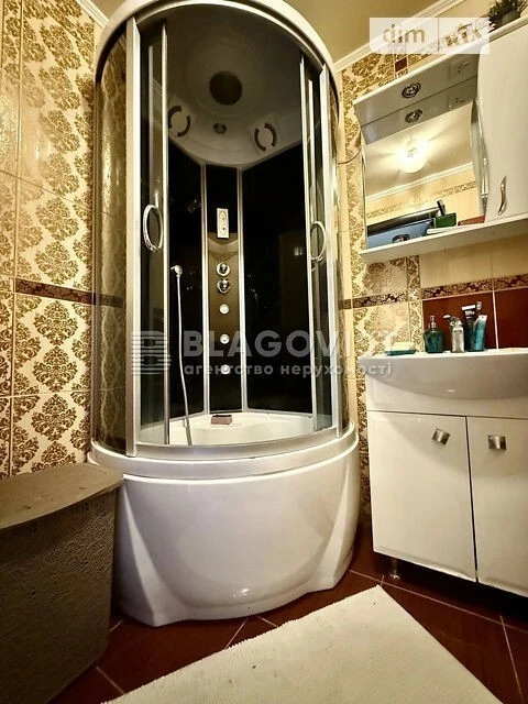 Sale of 2-room apartment 62 sq. m. on Hetmana Vadyma Str. 46A • ID