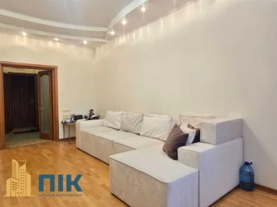 4-room apartment for sale 152 m², Heroes of Stalingrad Avenue