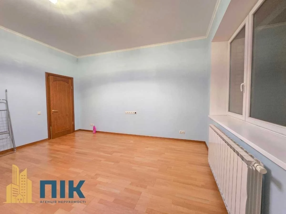 4-room apartment for sale 152 m², Heroes of Stalingrad Avenue