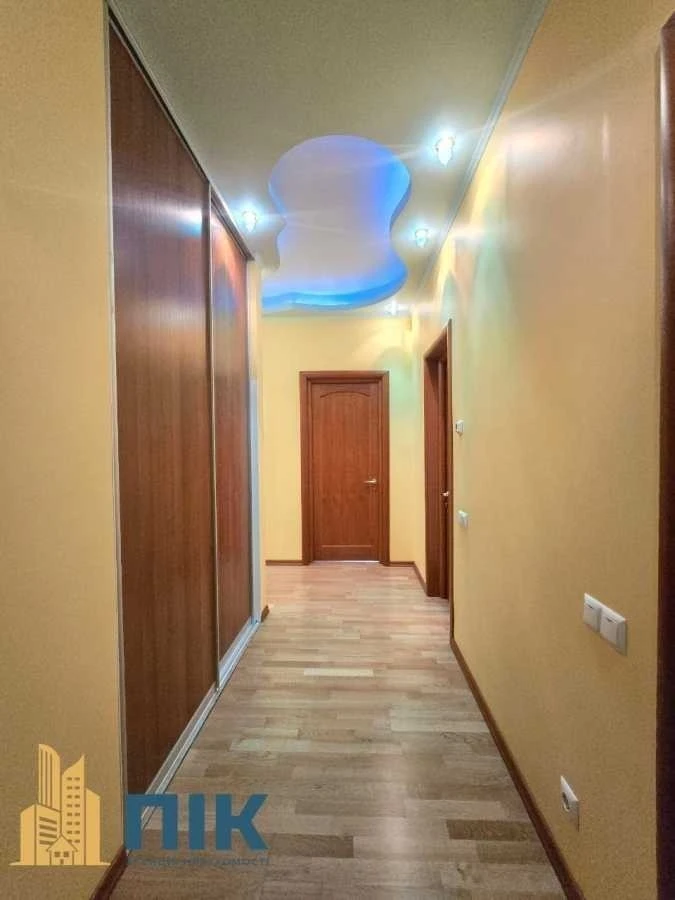4-room apartment for sale 152 m², Heroes of Stalingrad Avenue
