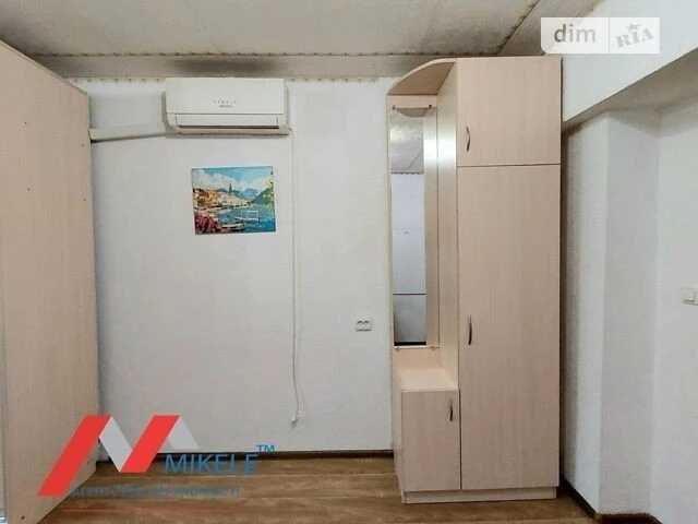 Room for sale 26.25 sq. m. on Oleksi Tykhoy Str. 18/20 • ID