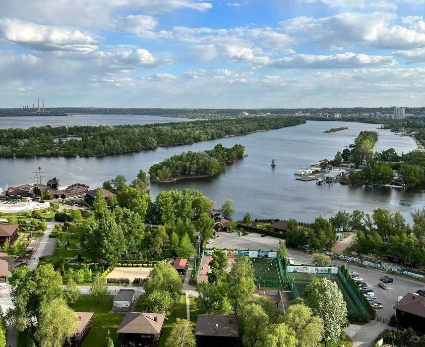 3-ком. ЖК Бартоломео 100м2. Набережная Победа Парк Шевченко