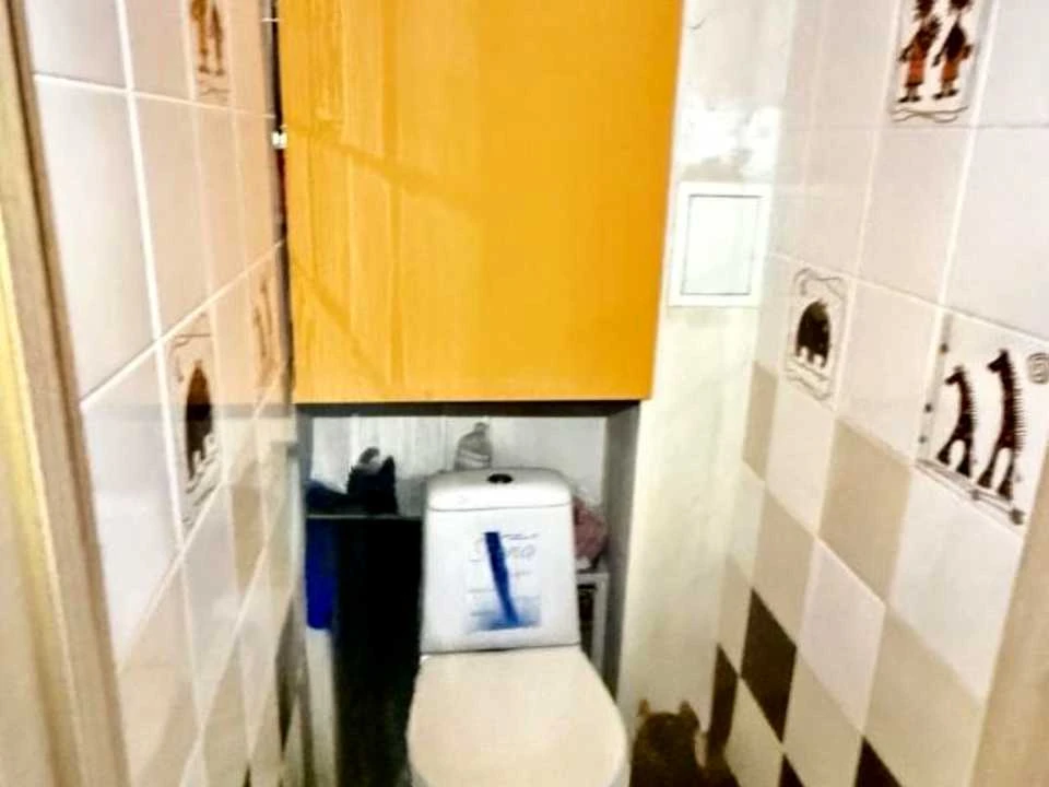 Apartment. Kharkiv, Industrial Avenue (Frunze)