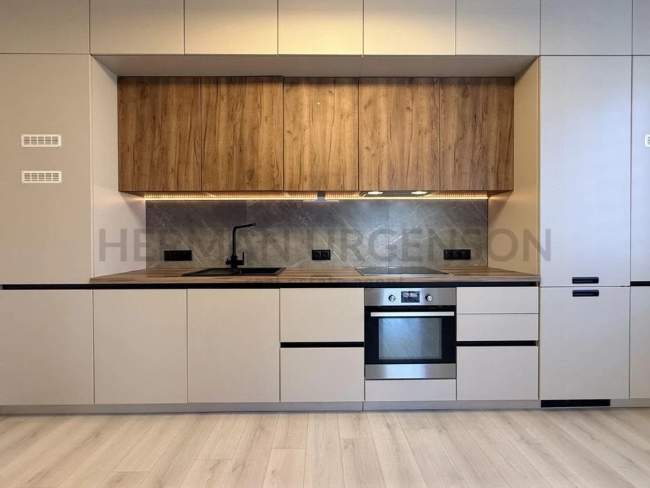 Продаж 2к квартири 80 м.кв. / ЖК Вишневий сад, р-н Компотний