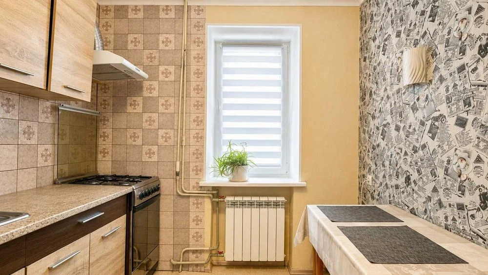 Продажа 3-х комн кв-ры в центре Днепра высотный дом