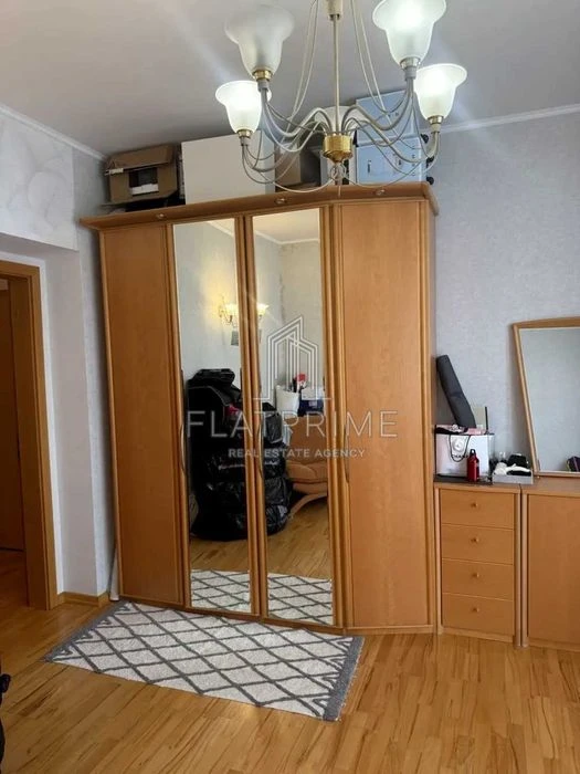 продаж квартири, Липки, Садова, Шовковична, вул.Інститутська