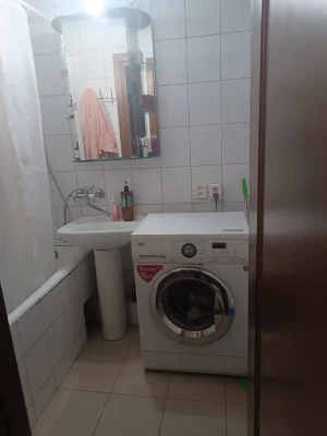 I am selling a 3-room apartment on the embankment of the Sheraton district.