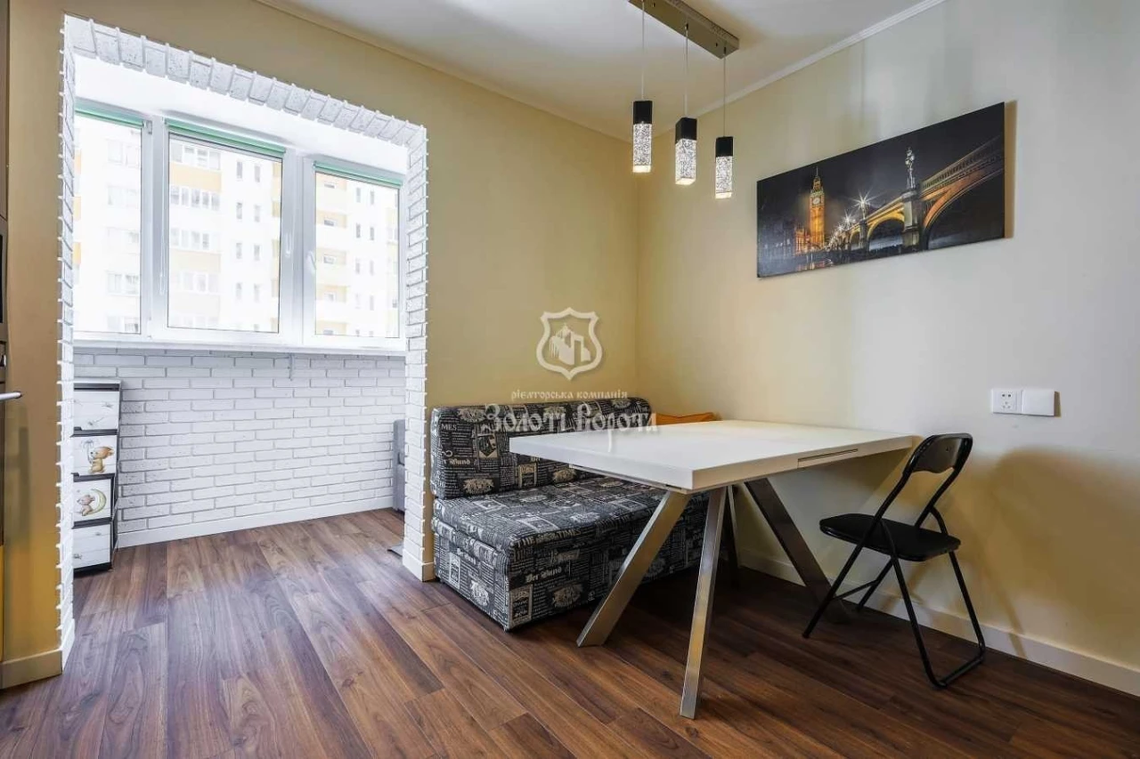 Sale of 2-room apartment 66.1 m², Mikhaila Donts street, Lom