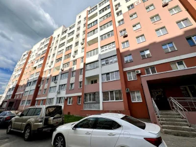 Apartment. Kharkiv, Barabashova St.