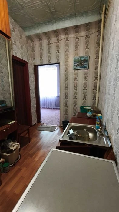 Exclusive! Two-bedroom apartment, 39 sq. m., for sale near Maselskogo metro station.