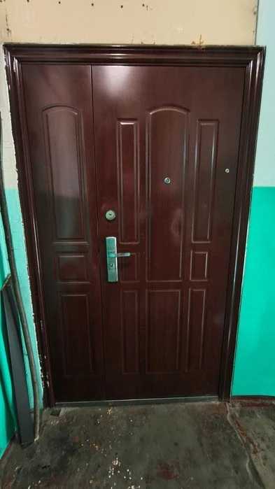 Exclusive! Two-bedroom apartment, 39 sq. m., for sale near Maselskogo metro station.