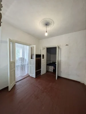 Cozy house for sale for $12,000