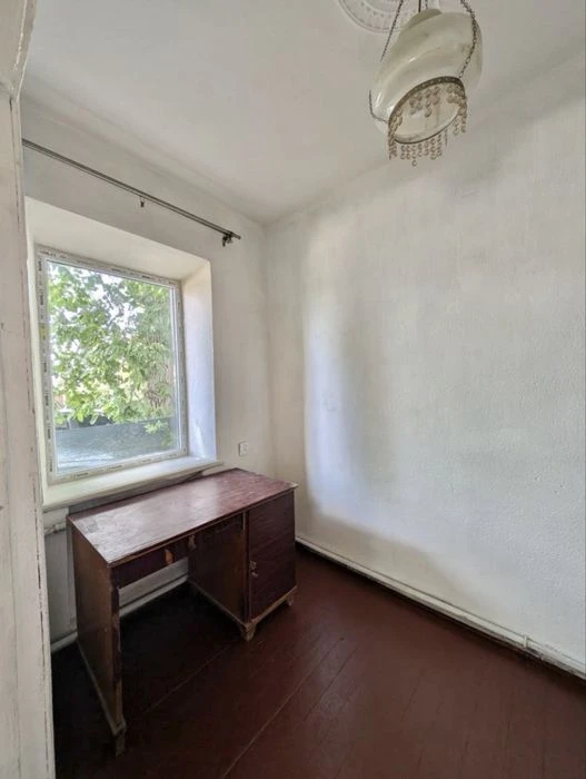 Cozy house for sale for $12,000