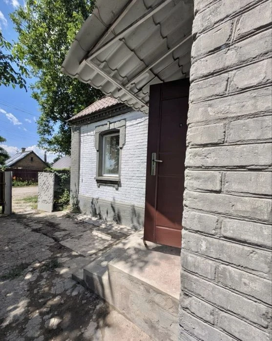 Cozy house for sale for $12,000