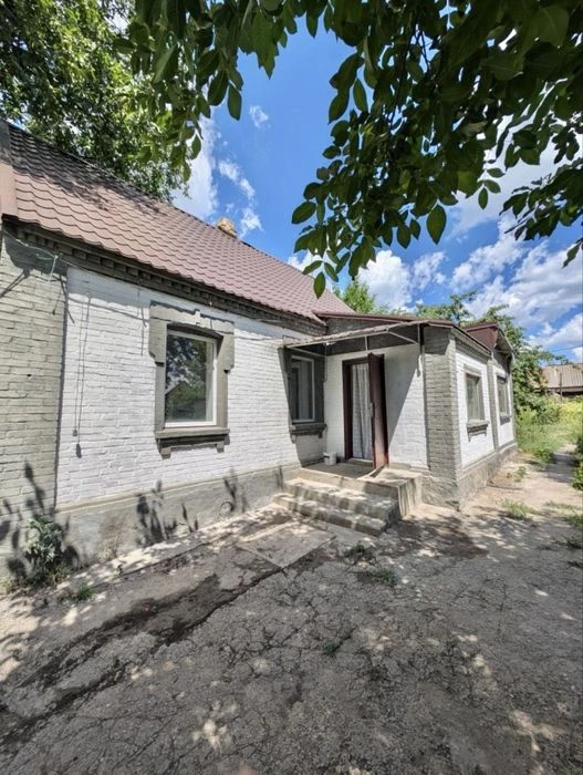 Cozy house for sale for $12,000