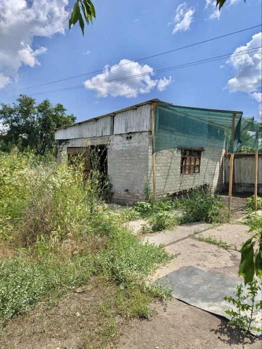 Cozy house for sale for $12,000