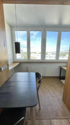 Two-level apartment 77 m² — premium renovation, generator, W