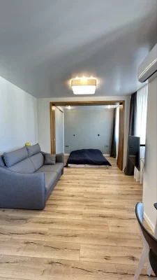 Two-level apartment 77 m² — premium renovation, generator, W