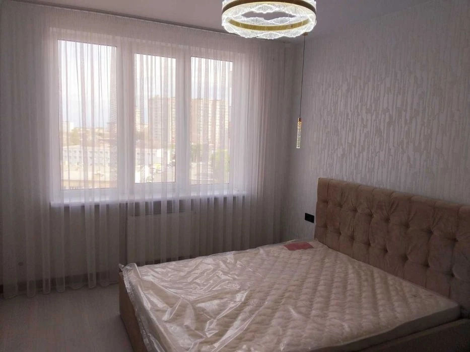 Продам 1-комнатную квартиру в новом ЖК Скай Сити,