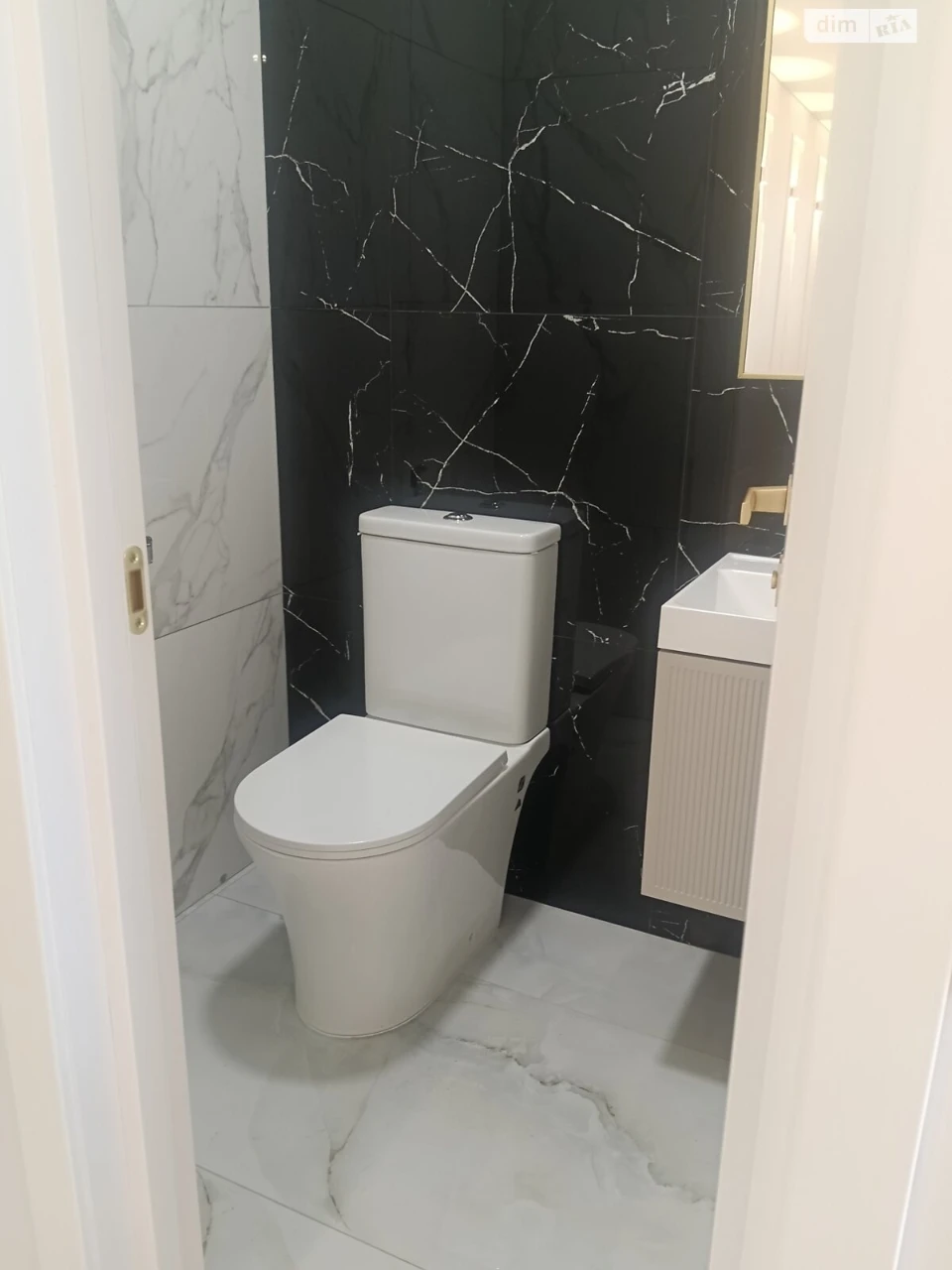 Продаж Квартира Аляска