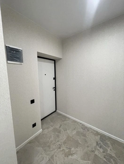 The best apartment in Gidropark is a Euro-double apartment, 41 sq m, near the Kyivskaya metro station.