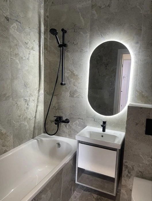 The best apartment in Gidropark is a Euro-double apartment, 41 sq m, near the Kyivskaya metro station.