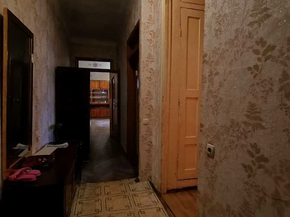 Apartment. Kharkiv, Nezalezhnosti ave. (Pravdy), 5 (p1-p8)
