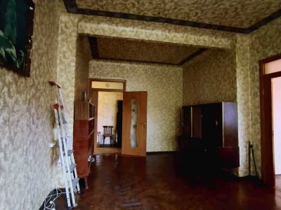 Apartment. Kharkiv, Nezalezhnosti ave. (Pravdy), 5 (p1-p8)