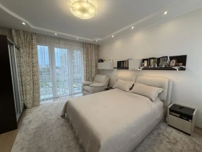 Sale of a spacious 2-room apartment in the residential complex "Crystal Springs"