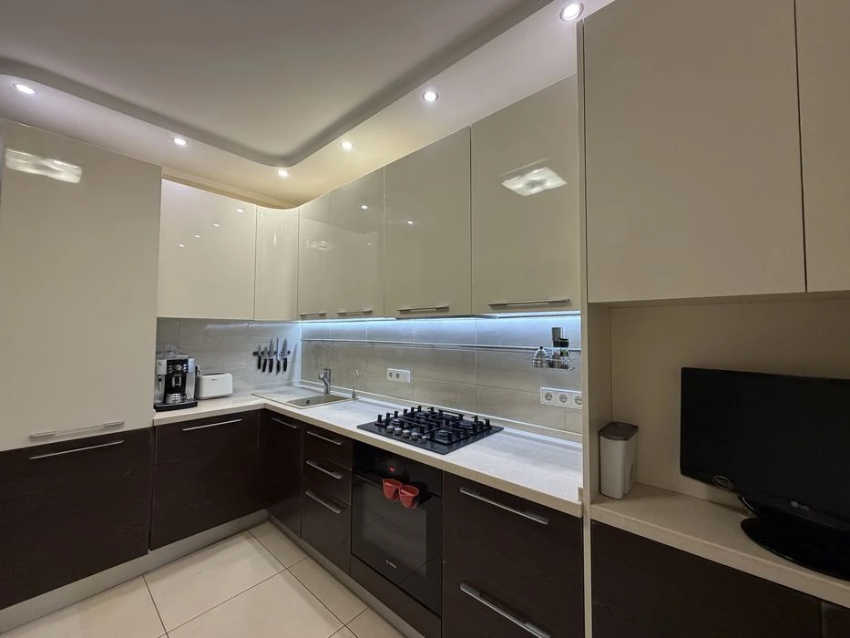 Sale of a spacious 2-room apartment in the residential complex "Crystal Springs"