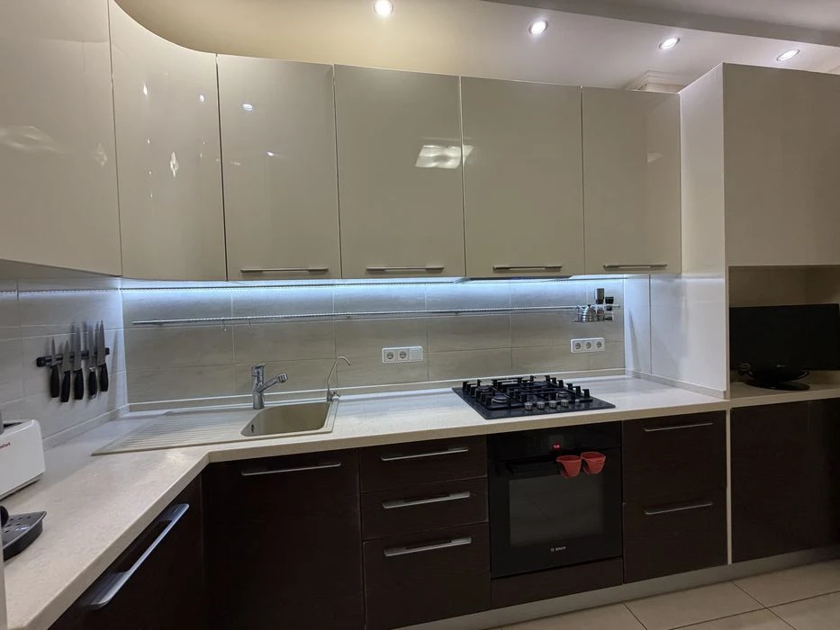 Sale of a spacious 2-room apartment in the residential complex "Crystal Springs"