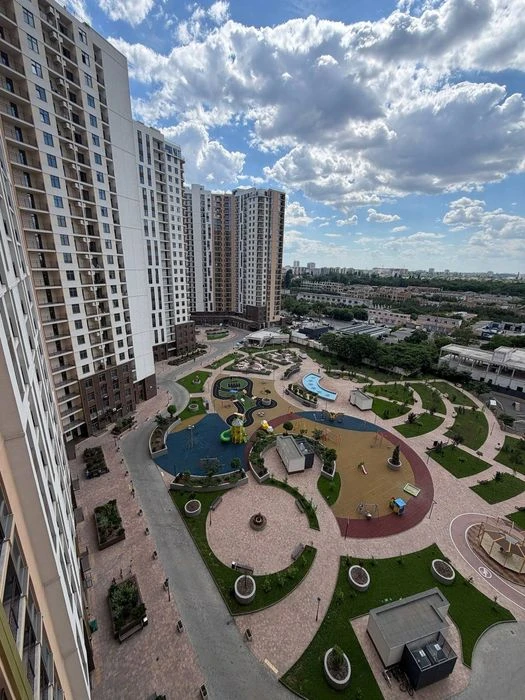 Евротрешка с ремонтом, Кадор сити, Краснова, 60 Жемчужина. Б