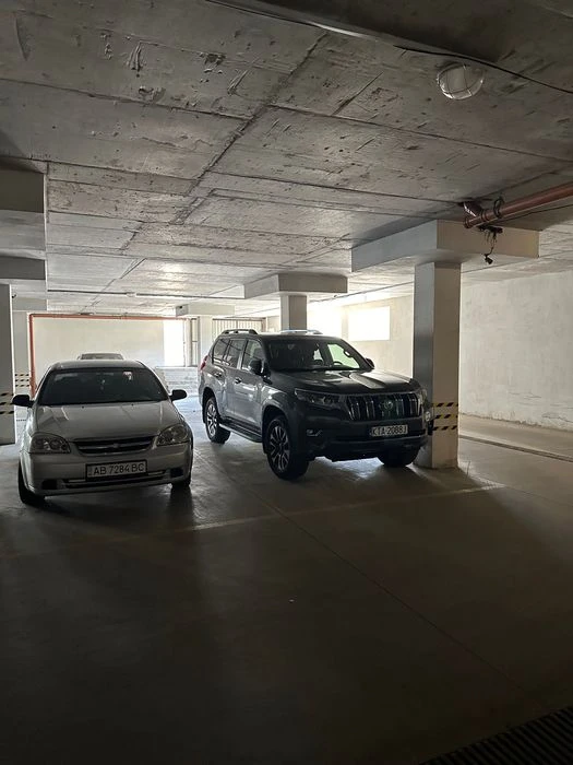 Продажа 3 км квартири з підземним паркінгом