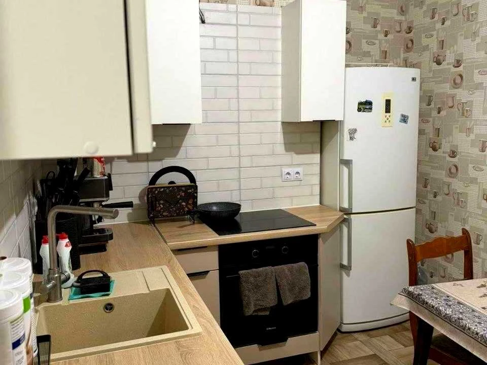 Apartment. Kharkiv, Zubareva St.