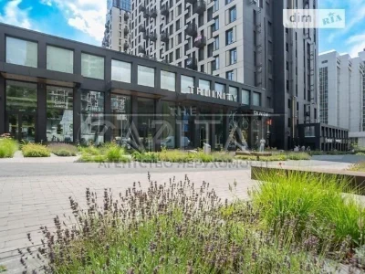Sale of 3-room apartment 103 sq. m. on Vasylya Tyutyunnyka St. 43 • I
