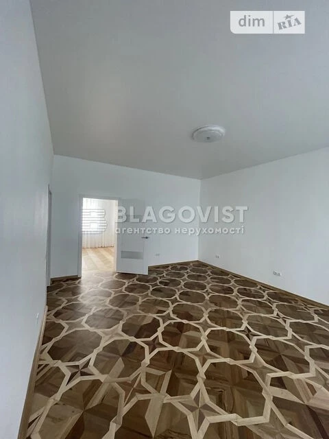 Sale of 3-room apartment 85.7 sq. m. on Bulvarno-Kudryavska 3 st.