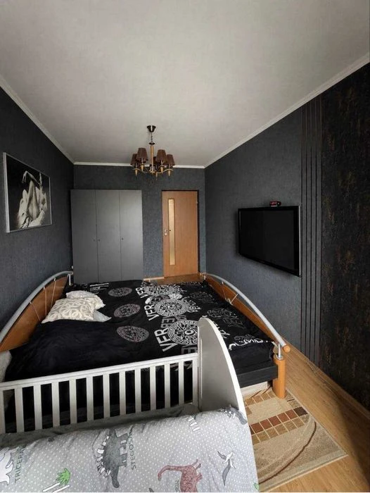 2-room apartment for sale in the central part of the city with renovation, with