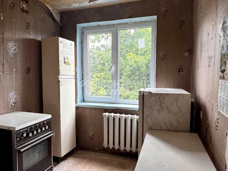 Apartment. Kharkiv, Svitla St.