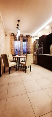 Продам 3к. на Рабочей, кирпичн.  дом, 2/14, автономка.