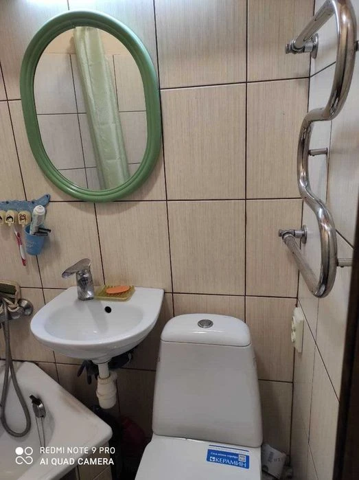 Продам 2 комнаты в Центре на Асташкина